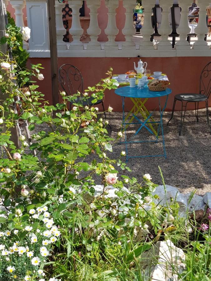 Mas D'Azur Bed and Breakfast Roquefort-les-Pins Εξωτερικό φωτογραφία