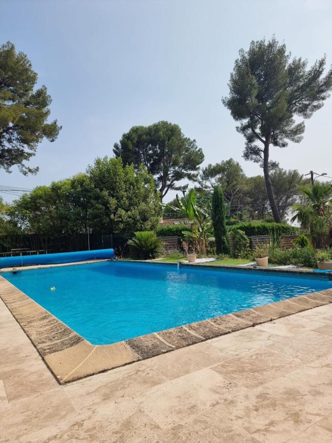 Mas D'Azur Bed and Breakfast Roquefort-les-Pins Εξωτερικό φωτογραφία